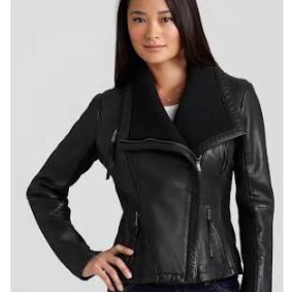 Black women’s leather jacket, fitted, Size M